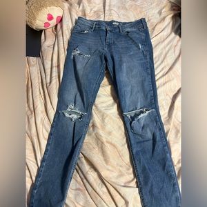 Light wash jeans